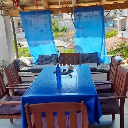 Sea View Milna Apartment *